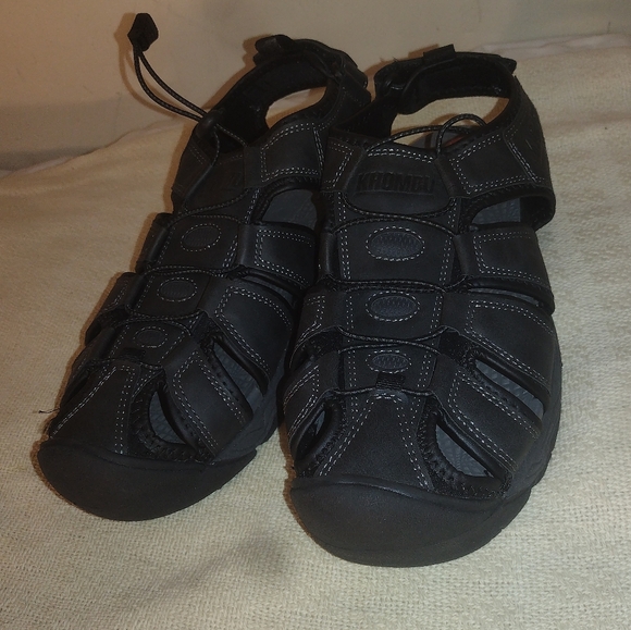 NWOT Khombu Harry Sandal Men's 10 leather and man made upper Hiking - Picture 3 of 10